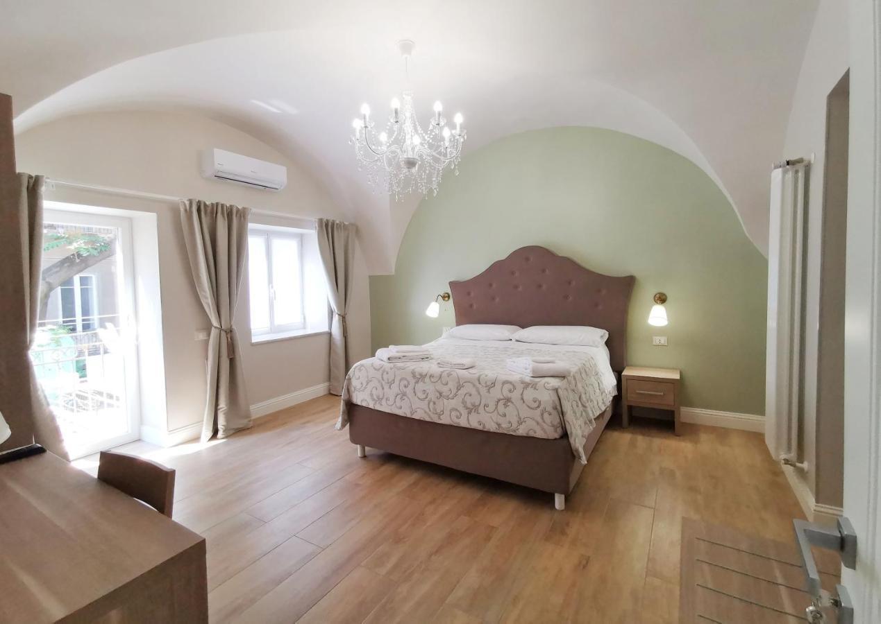 Opera Relais 85 Bed & Breakfast Messina Luaran gambar